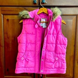 Girl’s pink vest, size 18. Never worn.